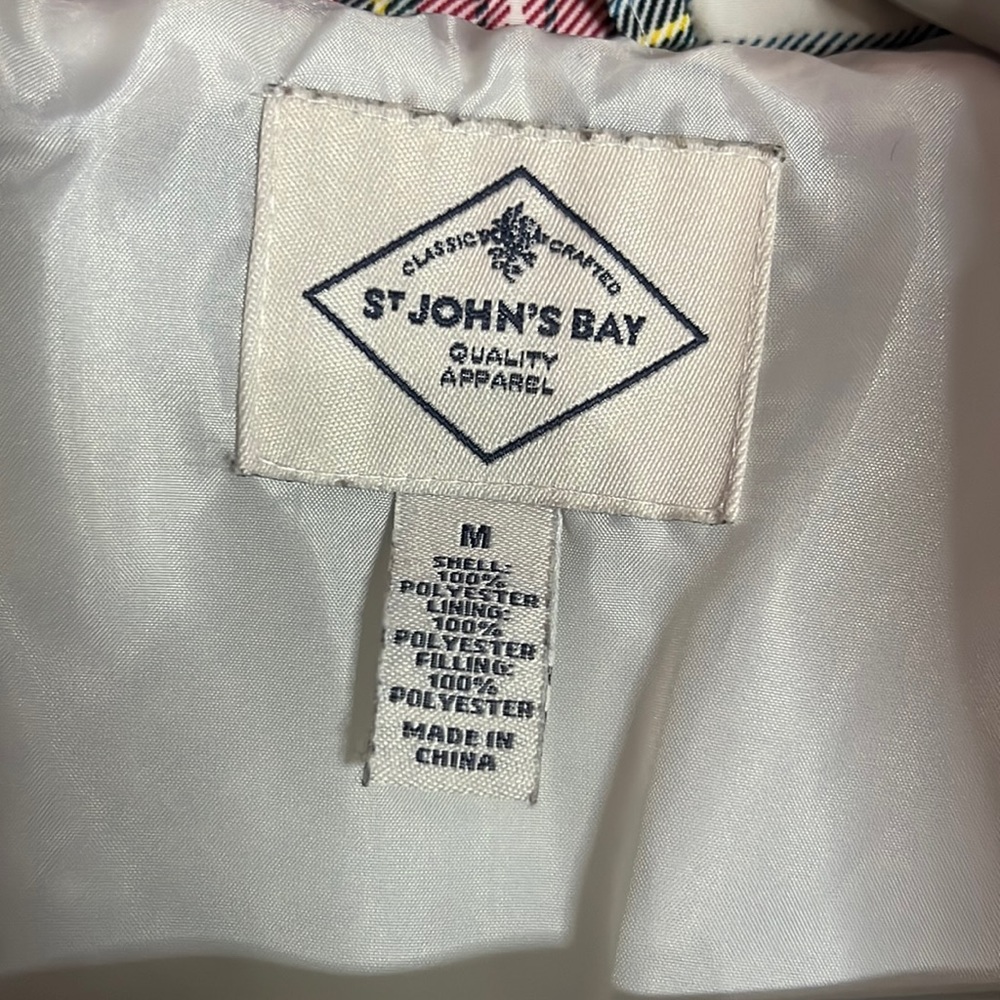 St. John’s Bay Plaid Quilted Puffer Vest with Button Pockets and Zipper - Picture 4 of 10